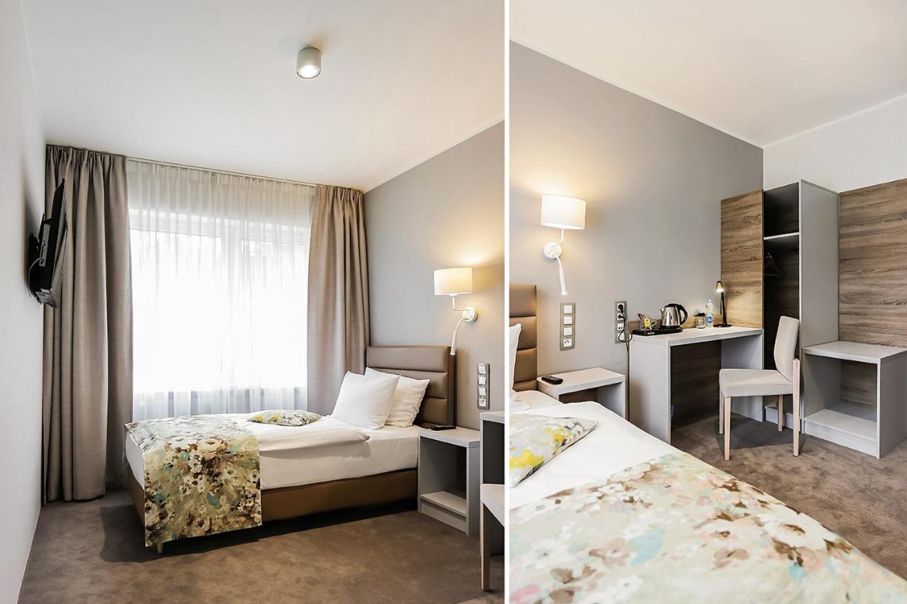 Poznan West Hotel - Airport Buitenkant foto